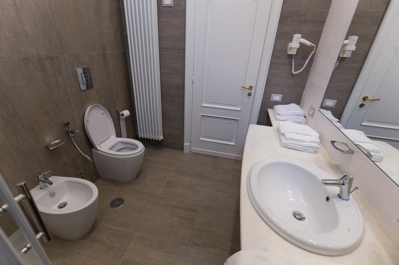 Savoy Riviera Affittacamere 2*